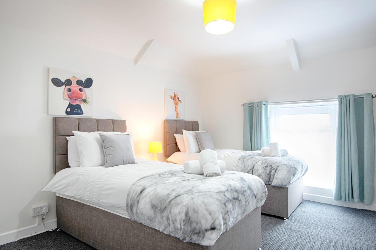 Parking, Smart Tv'S In All Rooms, Central Location Swansea Exterior photo